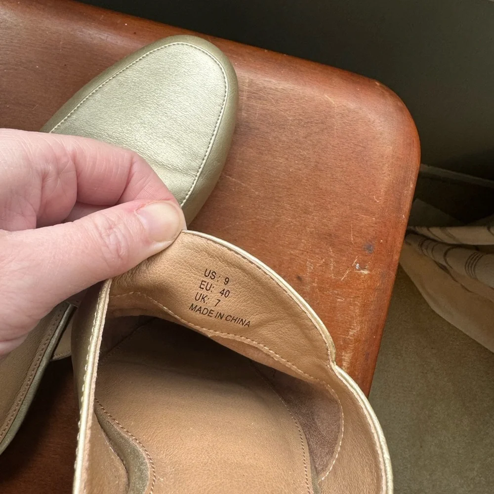 Metallic Gold Horsebit Mules Neutral 9 Women’s NWOT - Picture 5 of 5